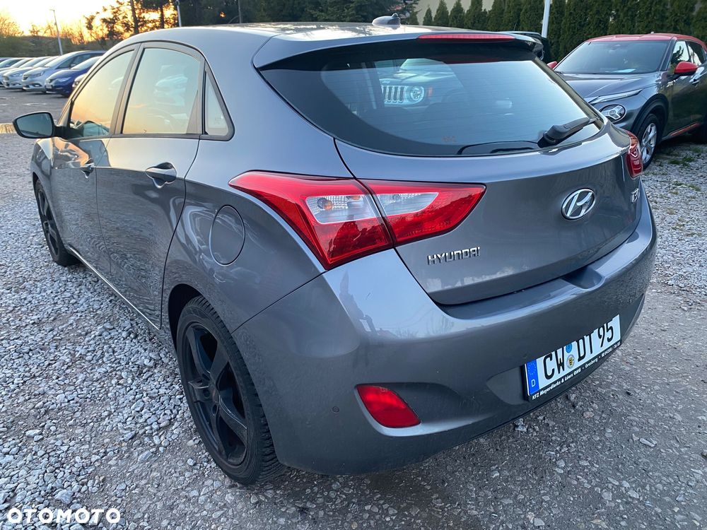 Hyundai i30 1.4 Premium - 23