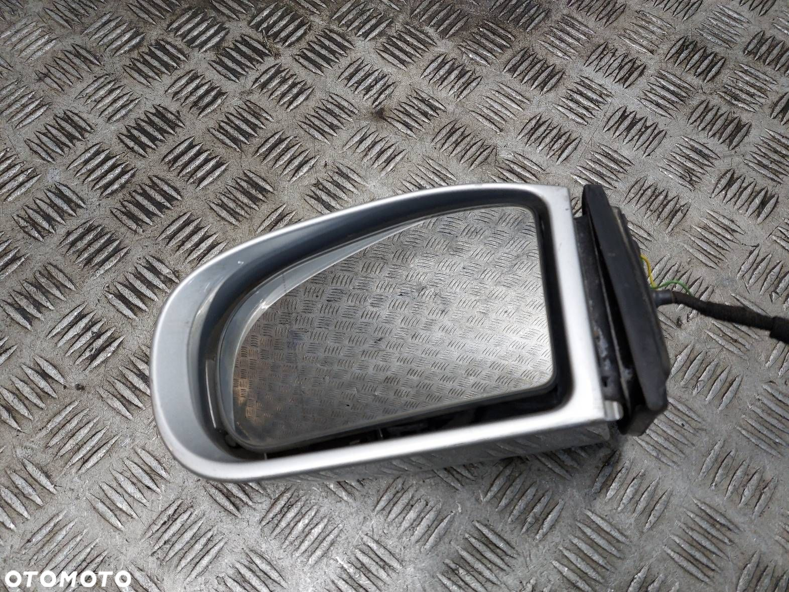 LUSTERKO LEWE ELEKTRYCZNE MERCEDES W203 C KLASA 11 PIN - 4