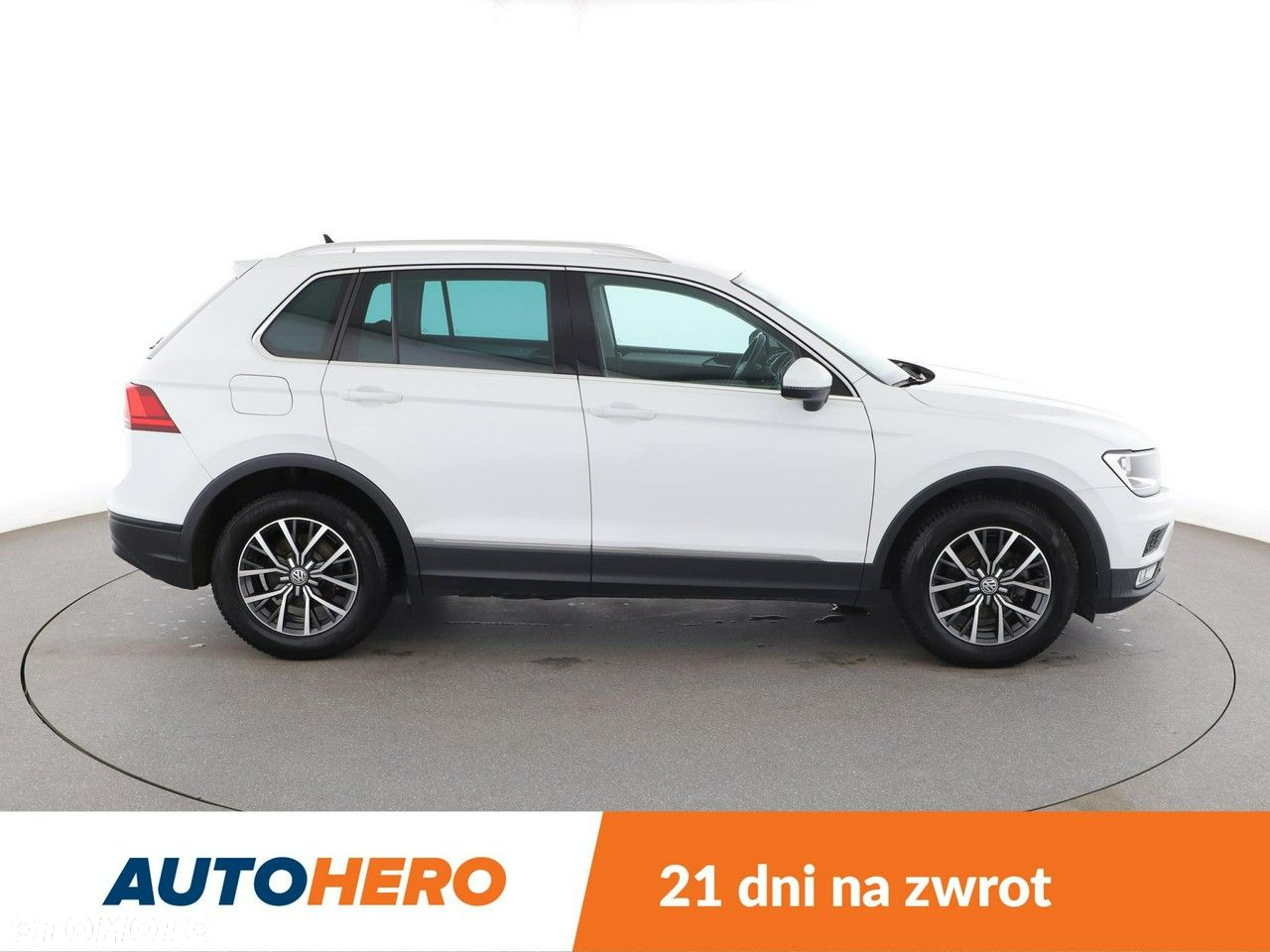 Volkswagen Tiguan 2.0 TDI SCR (BlueMotion Technology) Comfortline - 9