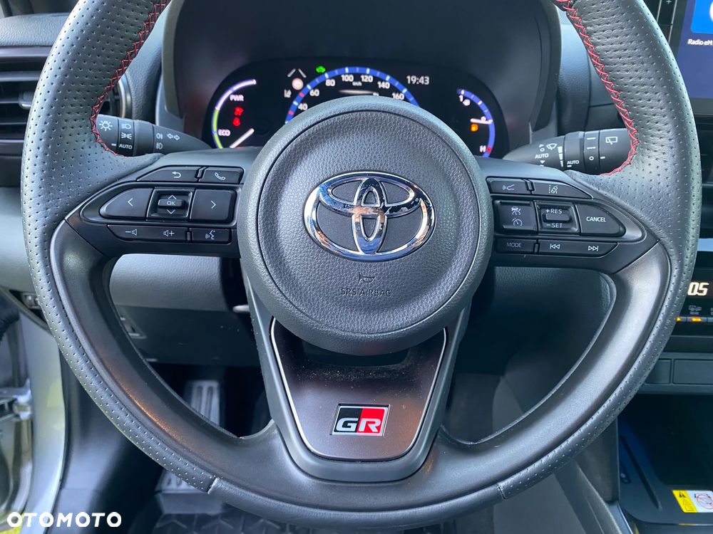 Toyota Yaris - 18