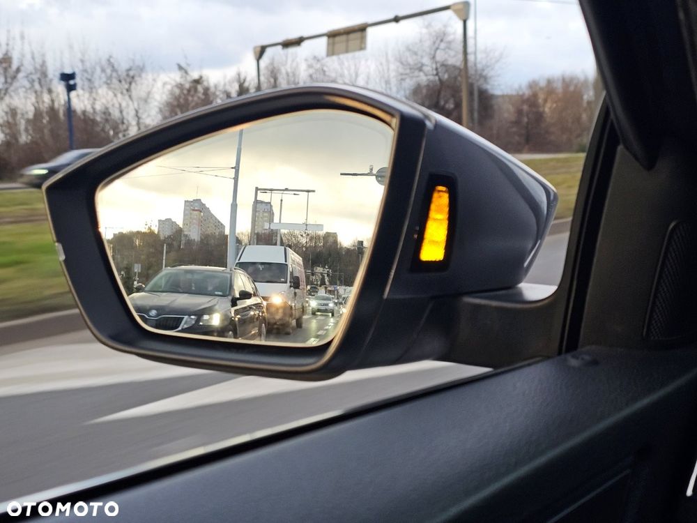 Skoda Superb 2.0 TDI SCR 4x4 Style DSG - 23