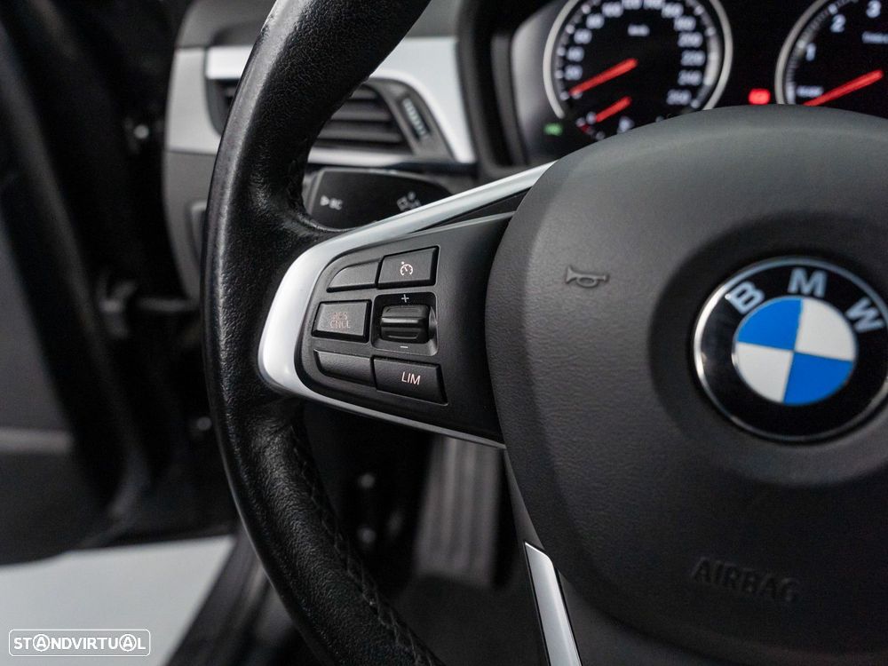 BMW X1 25 e xDrive Corporate Edition - 19