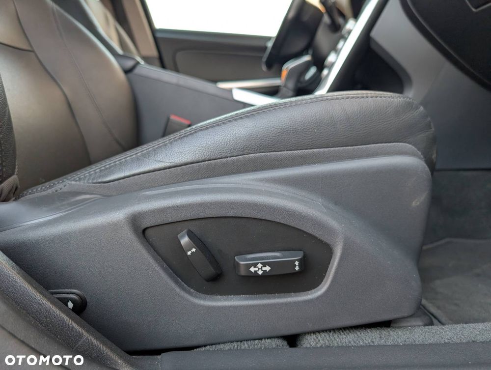 Volvo S60 2.5 T5 AWD - 21