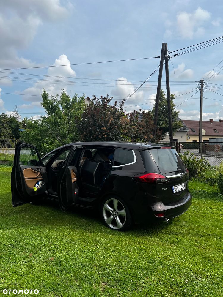 Opel Zafira 2.0 CDTI Cosmo - 17