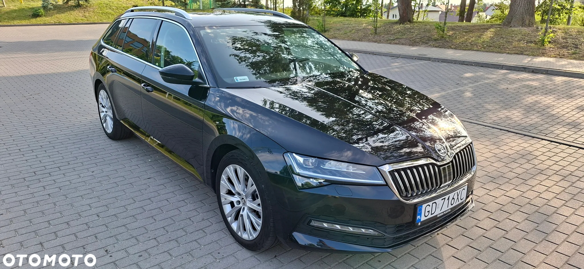 Skoda Superb 2.0 TDI SCR Ambition DSG - 17