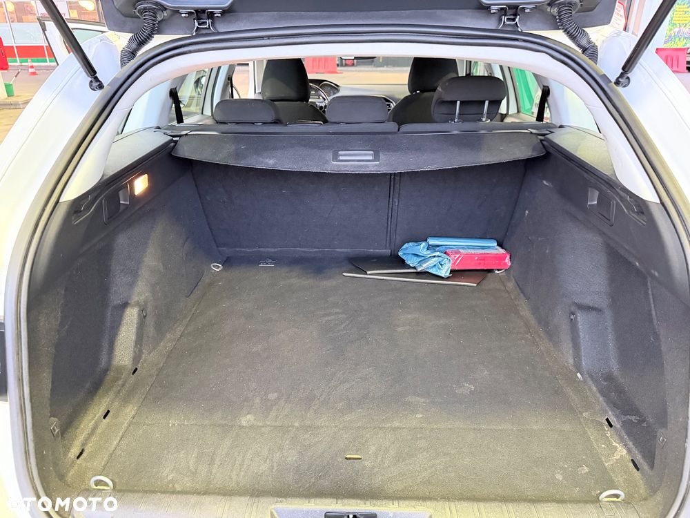 Peugeot 308 1.6 BlueHDi Active S&S - 6