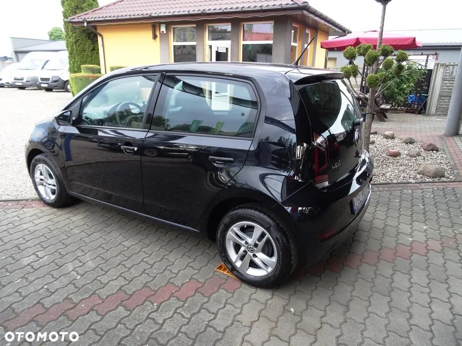 Volkswagen up! 1.0 Beats - 8