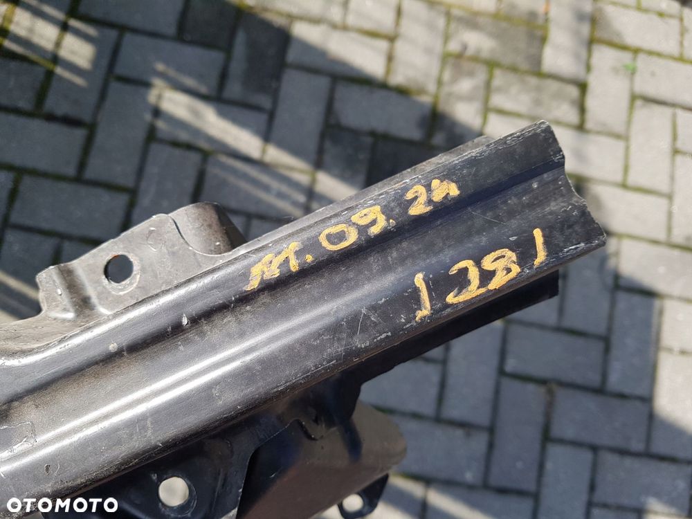 vw touran 07-10 belka dolna wzmocnienie zderzaka przód 1t0807093b - 5