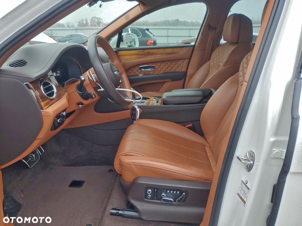 Bentley Bentayga - 7