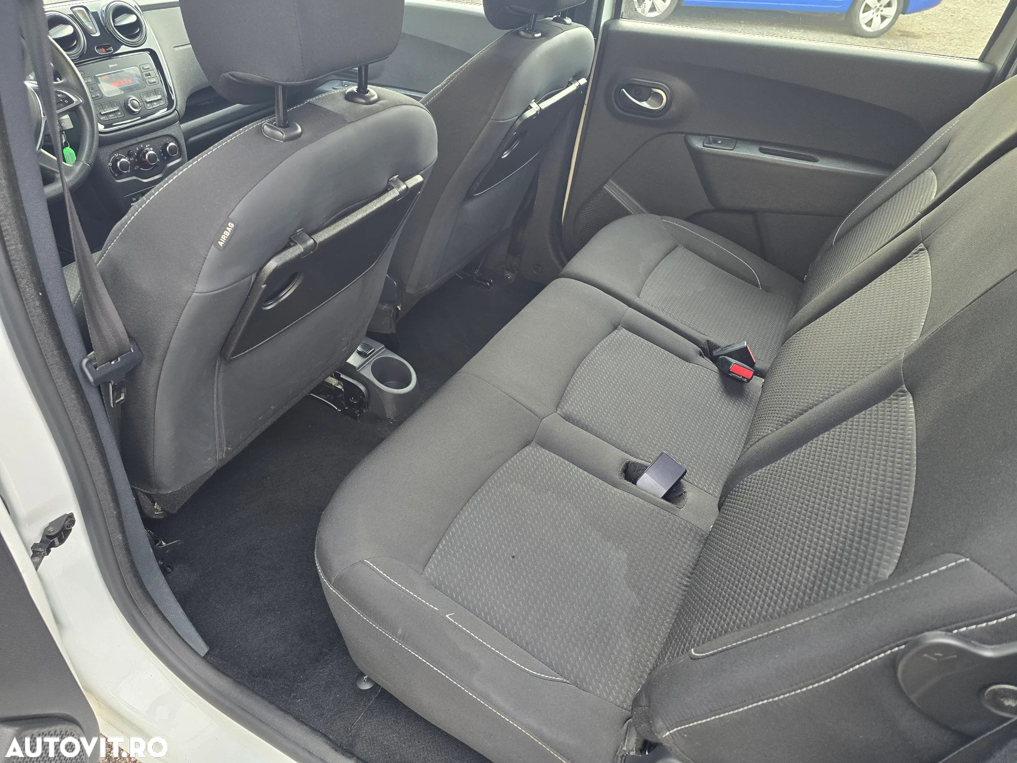 Dacia Lodgy 1.6 SCe Laureate - 11