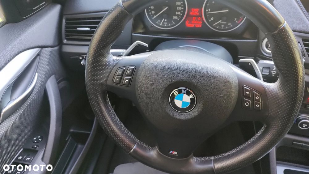 BMW X1 xDrive20i - 20
