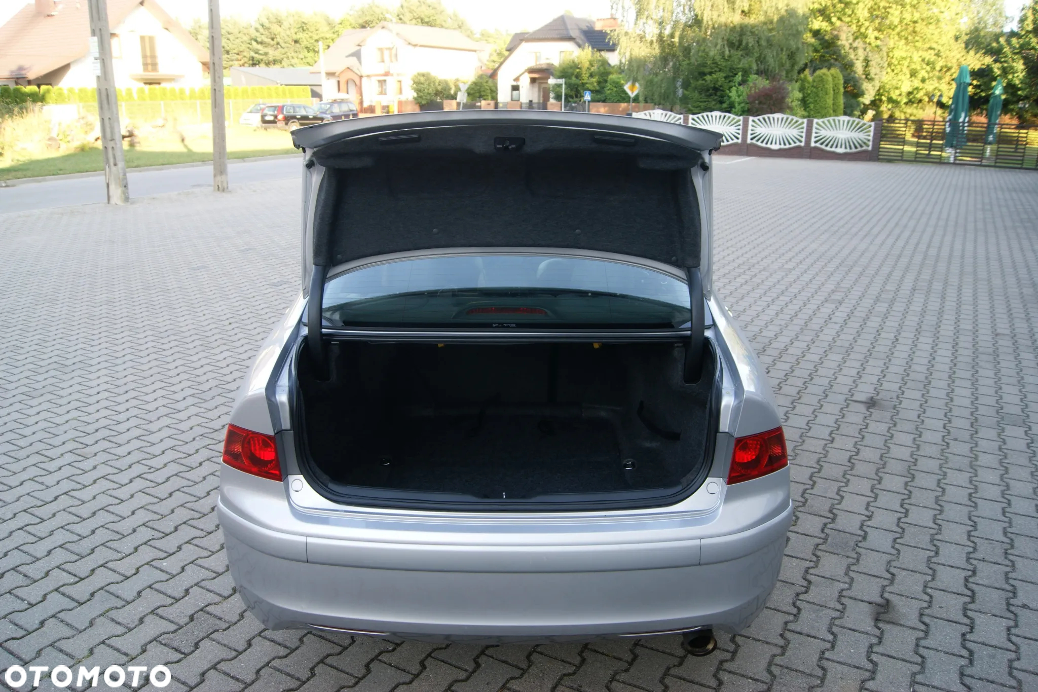 Honda Accord 2.0 Comfort - 32