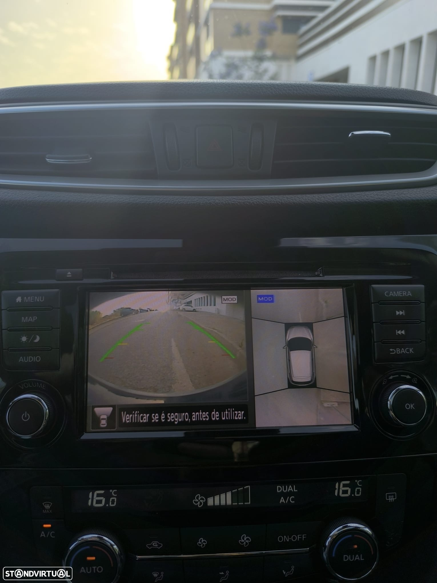 Nissan Qashqai 1.5 dCi N-Connecta - 12