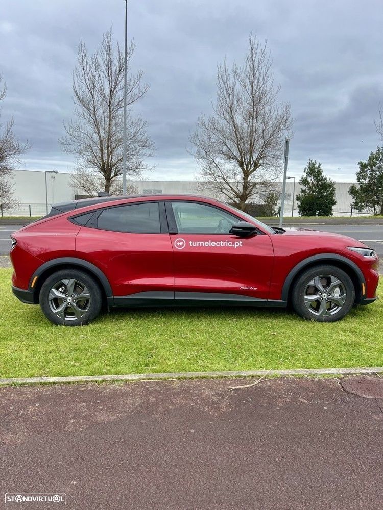 Ford Mustang Mach-E 75.7 kWh Base - 8