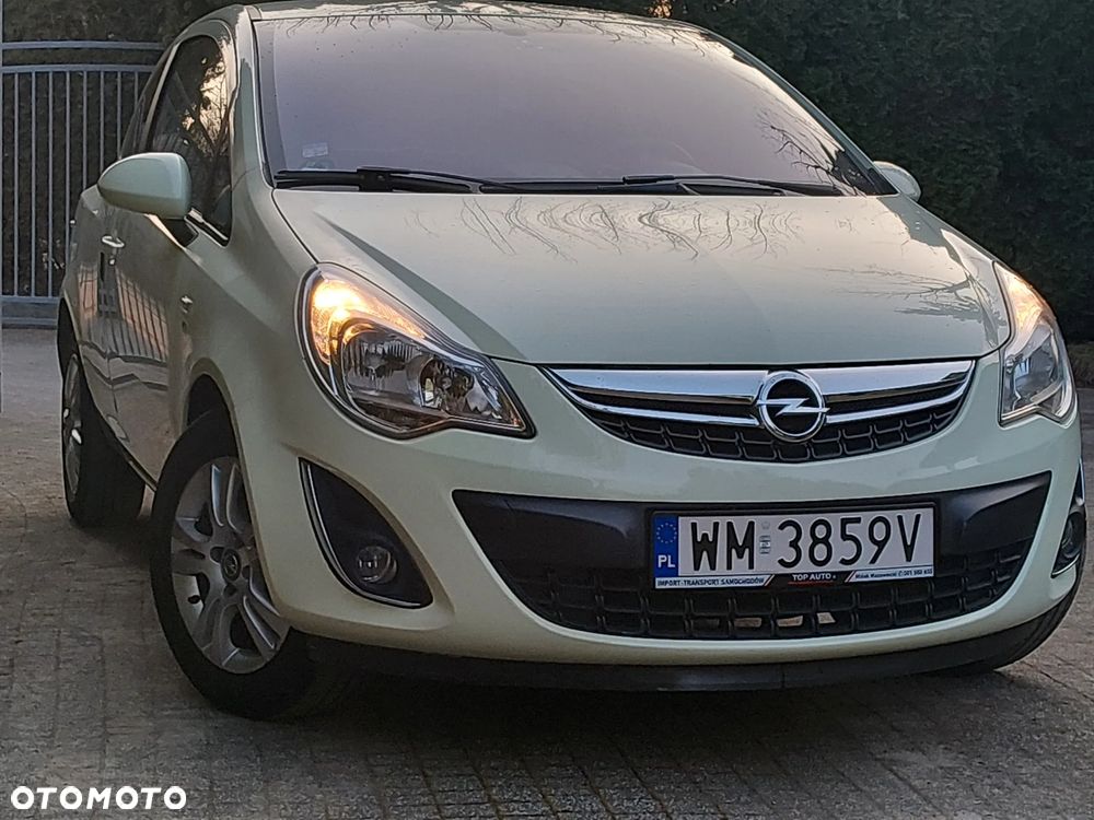 Opel Corsa 1.4 16V 150 Jahre - 35