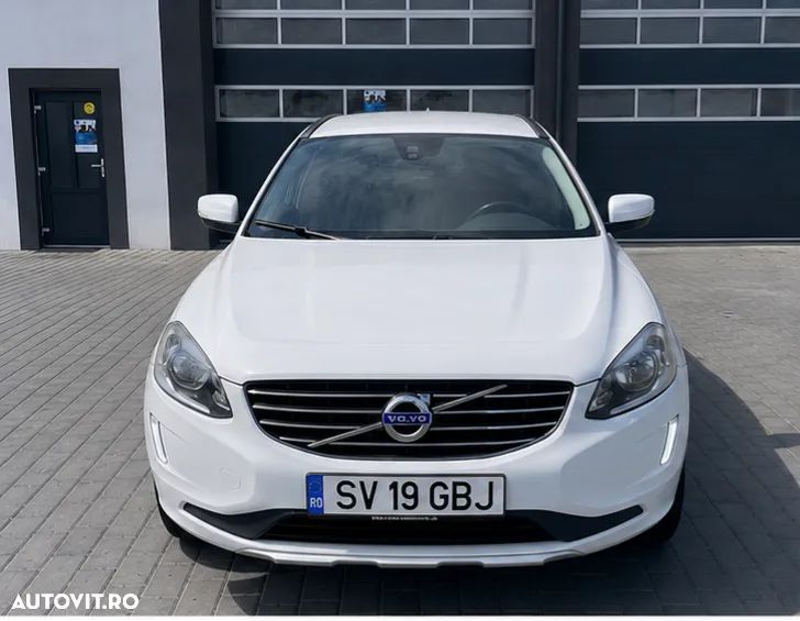 Volvo XC 60 D4 AWD Geartronic Kinetic - 8
