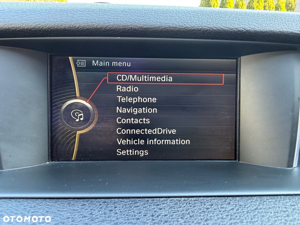 BMW X1 sDrive18d xLine - 28