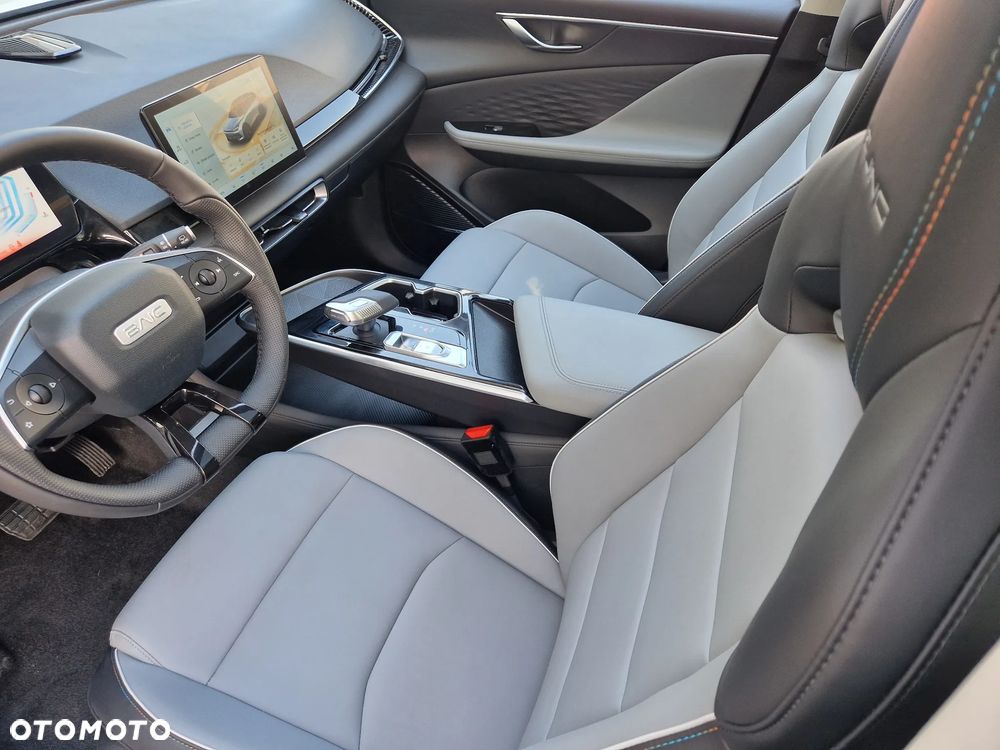 BAIC 5 Beijing 1.5T Business DCT - 6
