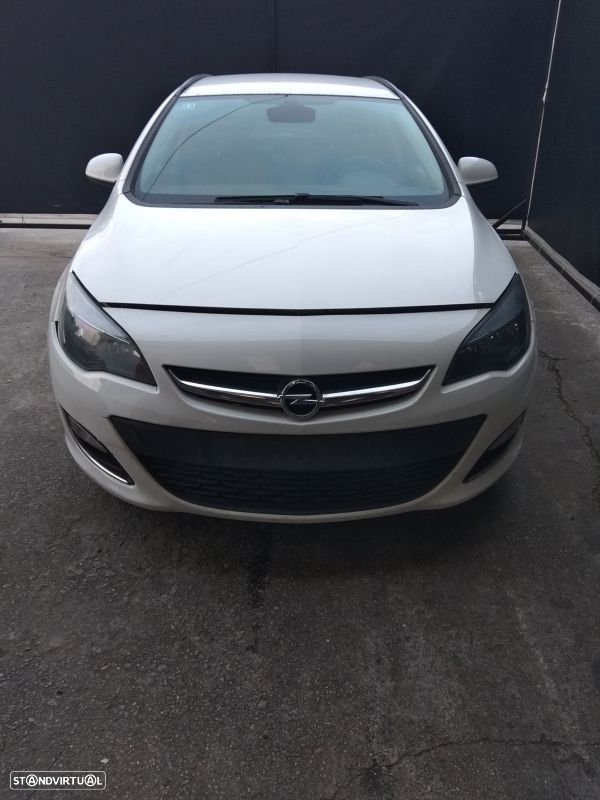 Para Peças Opel Astra J Sports Tourer (P10) - 1