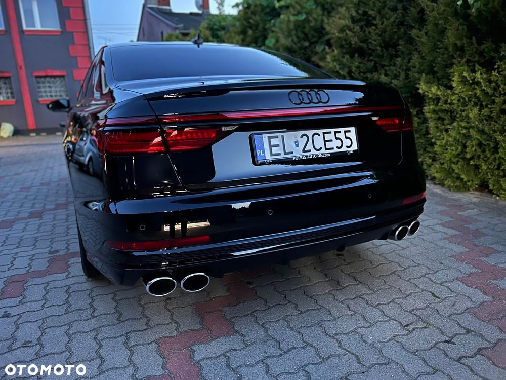 Audi S8 - 13