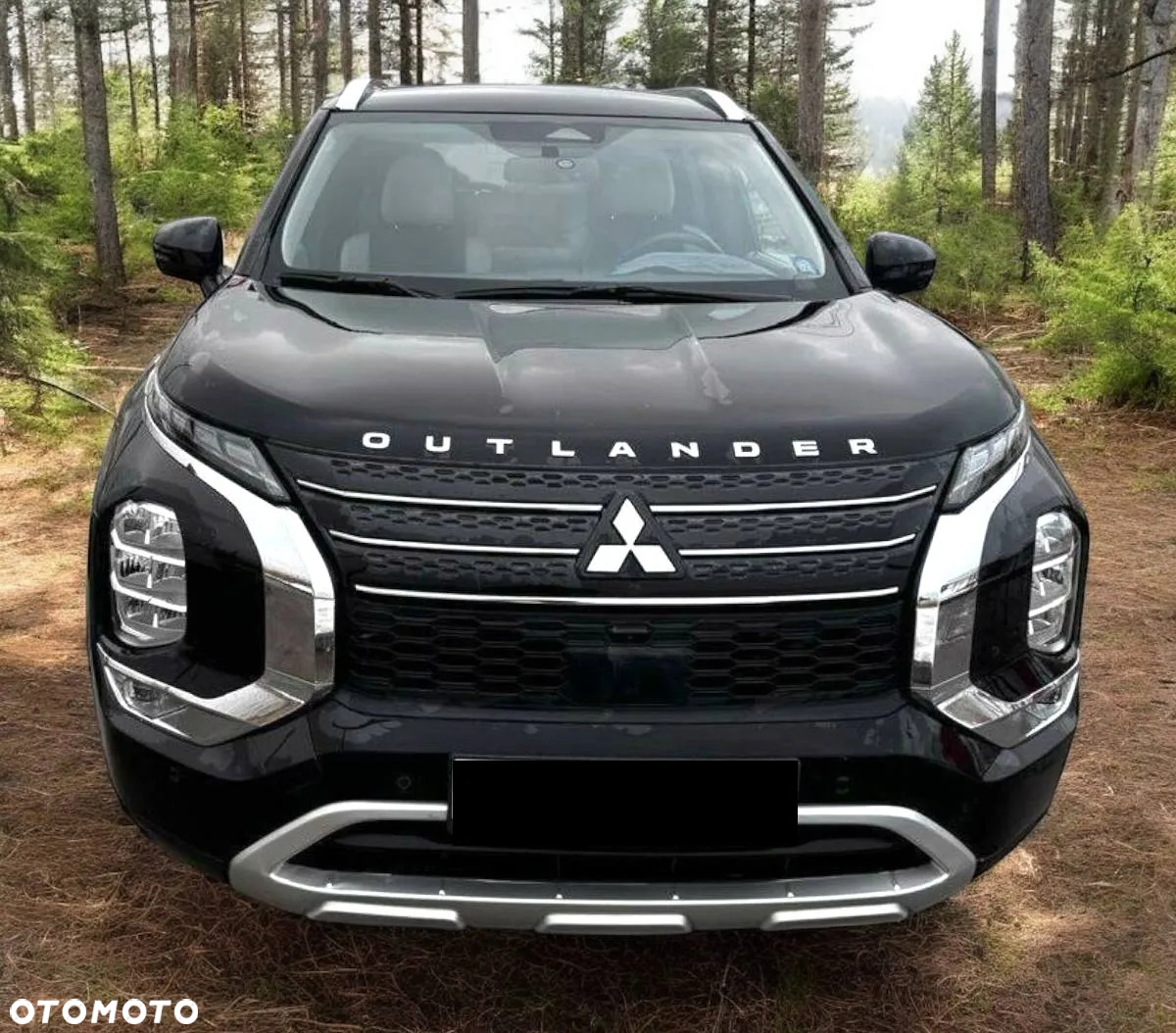 Mitsubishi Outlander - 10
