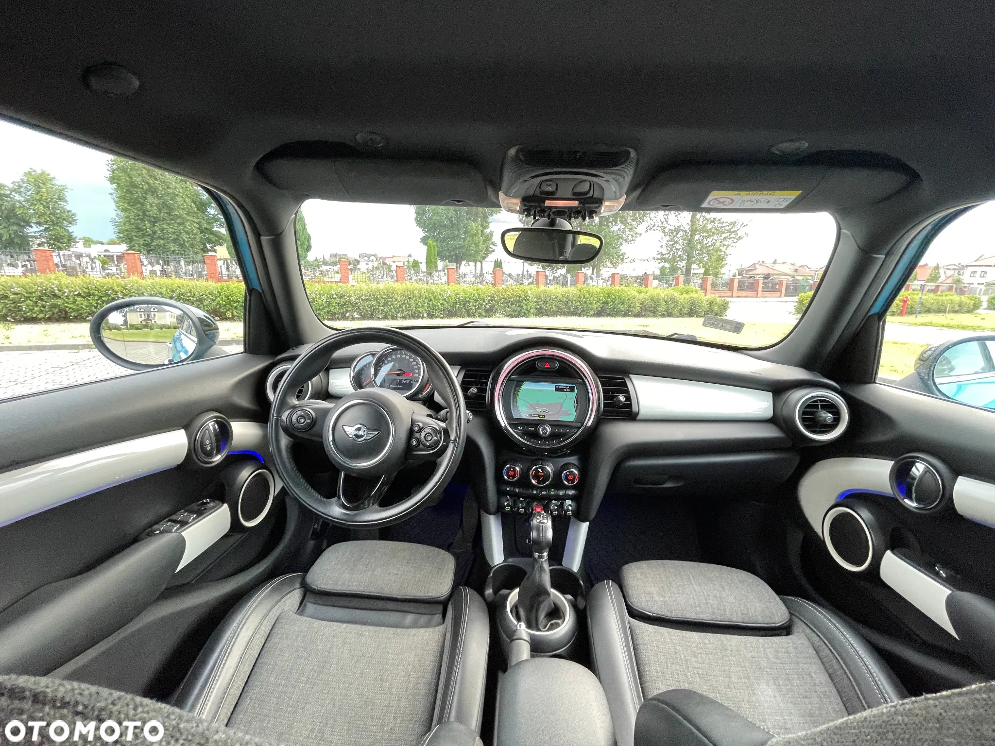 MINI Cooper Standard - 33