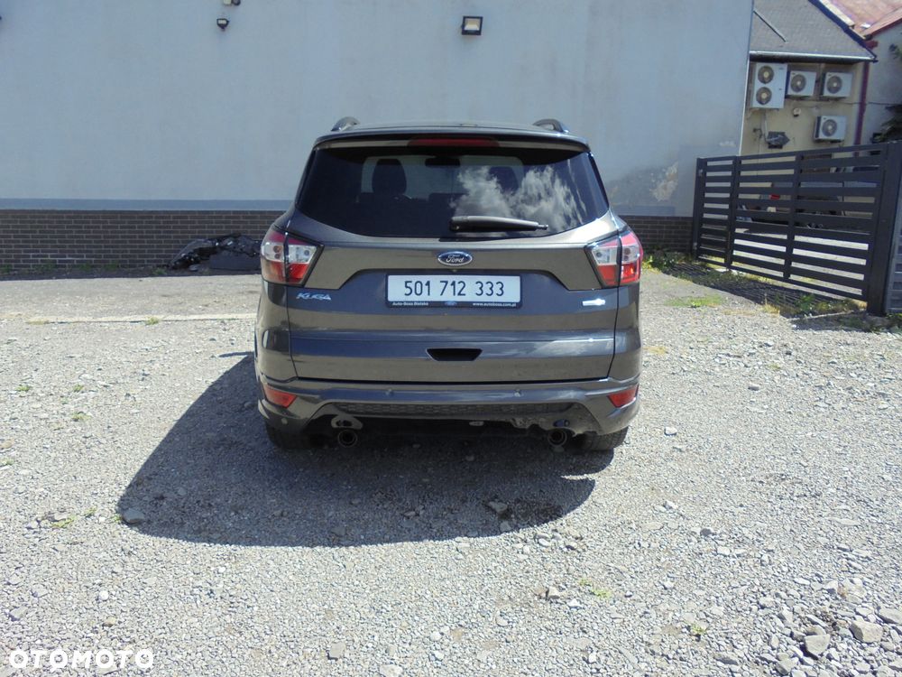Ford Kuga - 11
