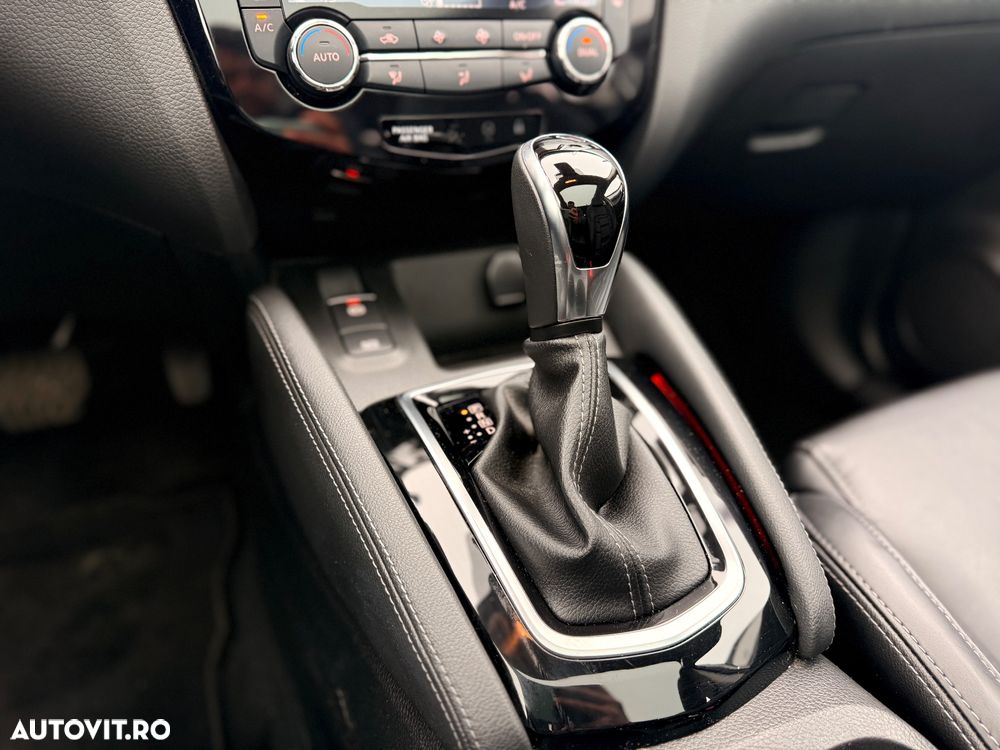 Nissan Qashqai 1.3 DIG-T DCT AKARI - 8