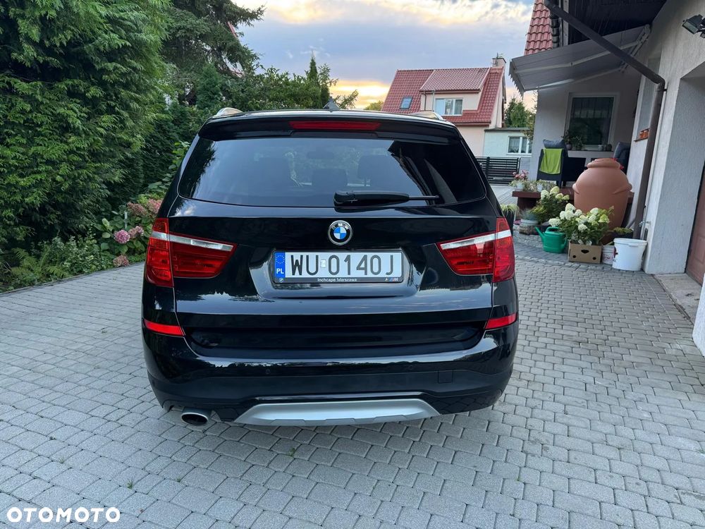 BMW X3 sDrive18d xLine - 9