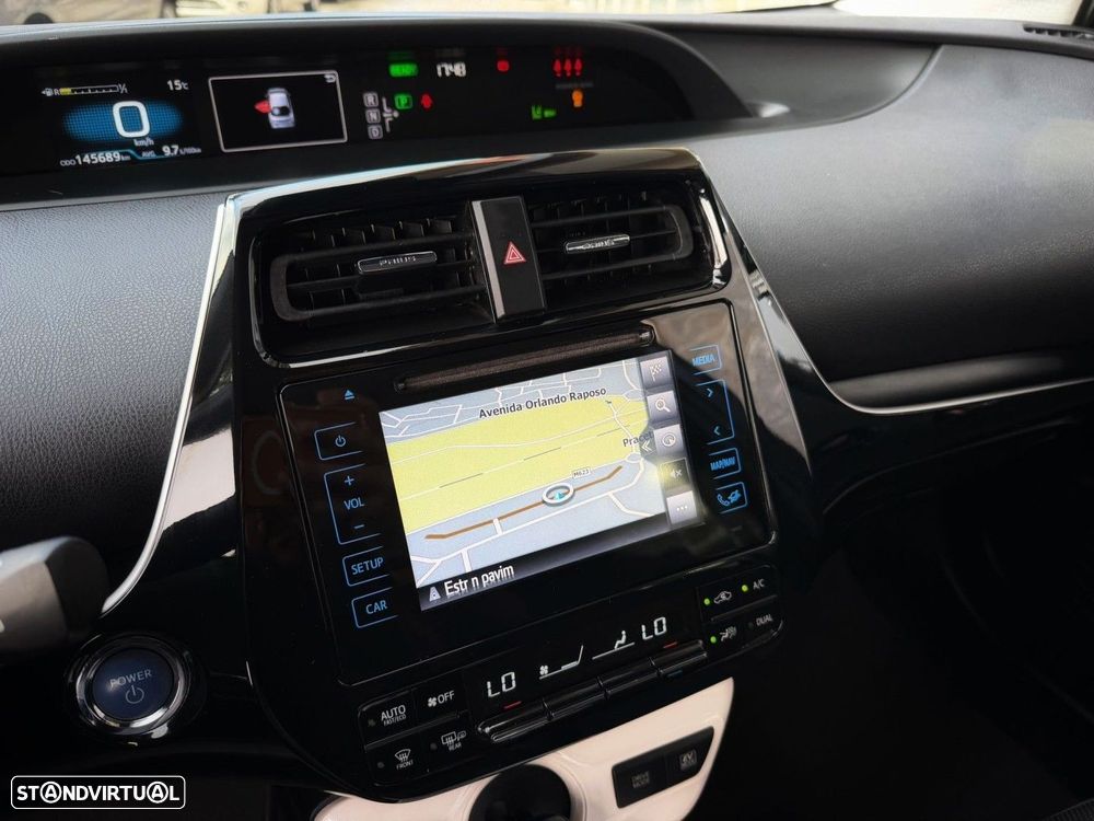 Toyota Prius 1.8 Luxury Touch&Go - 18