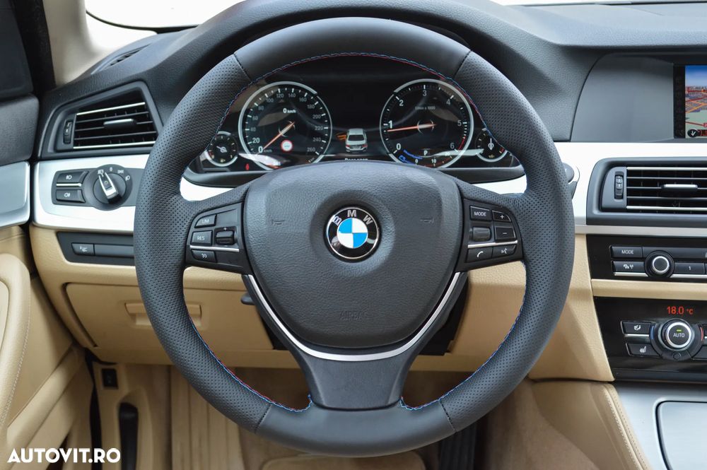 BMW Seria 5 520d Aut. Modern Line - 30