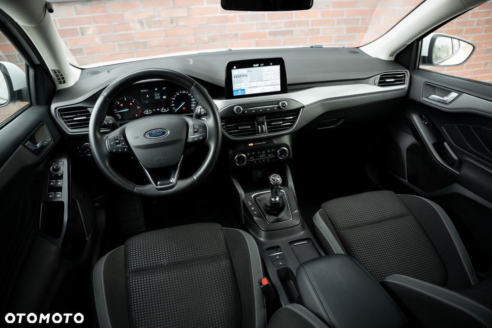 Ford Focus 1.5 EcoBlue STart-Stopp-System TITANIUM - 25