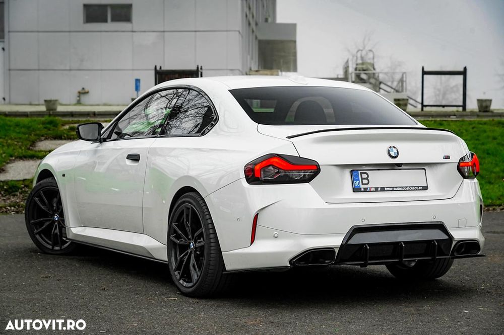 BMW M2 M240i xDrive - 21