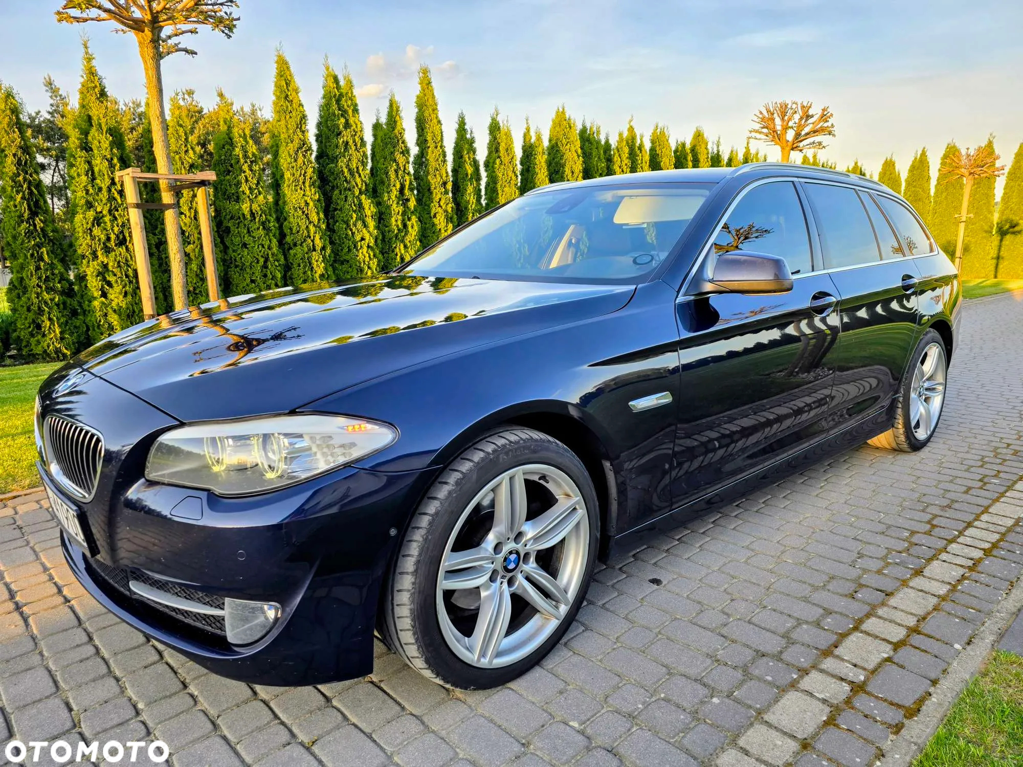 BMW Seria 5 520d Touring - 3