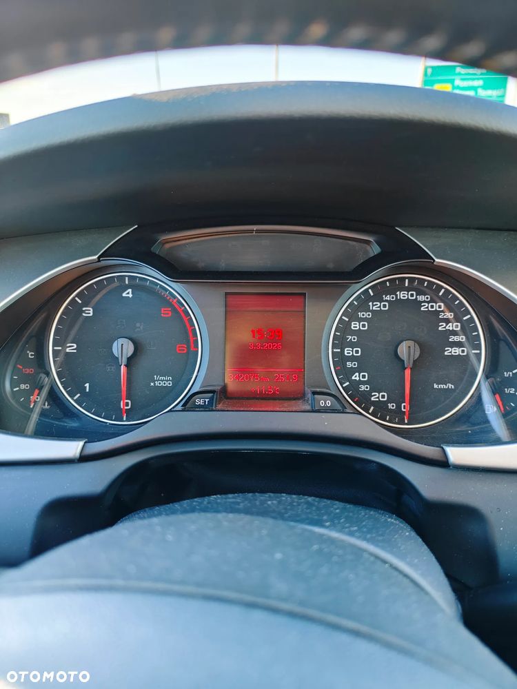 Audi A4 Avant 2.0 TDI - 12