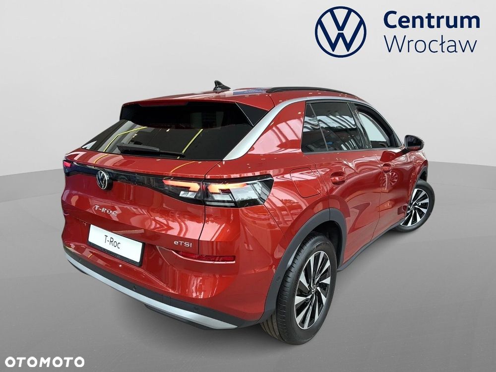 Volkswagen T-Roc - 3