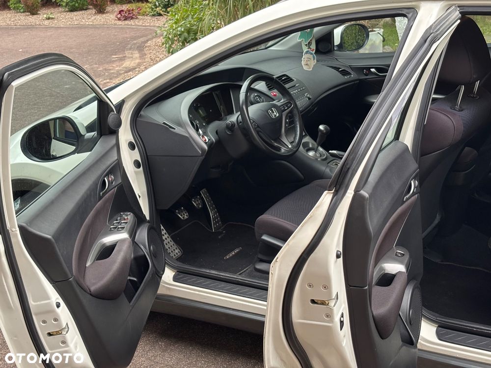 Honda Civic 1.8i-VTEC Sport - 13
