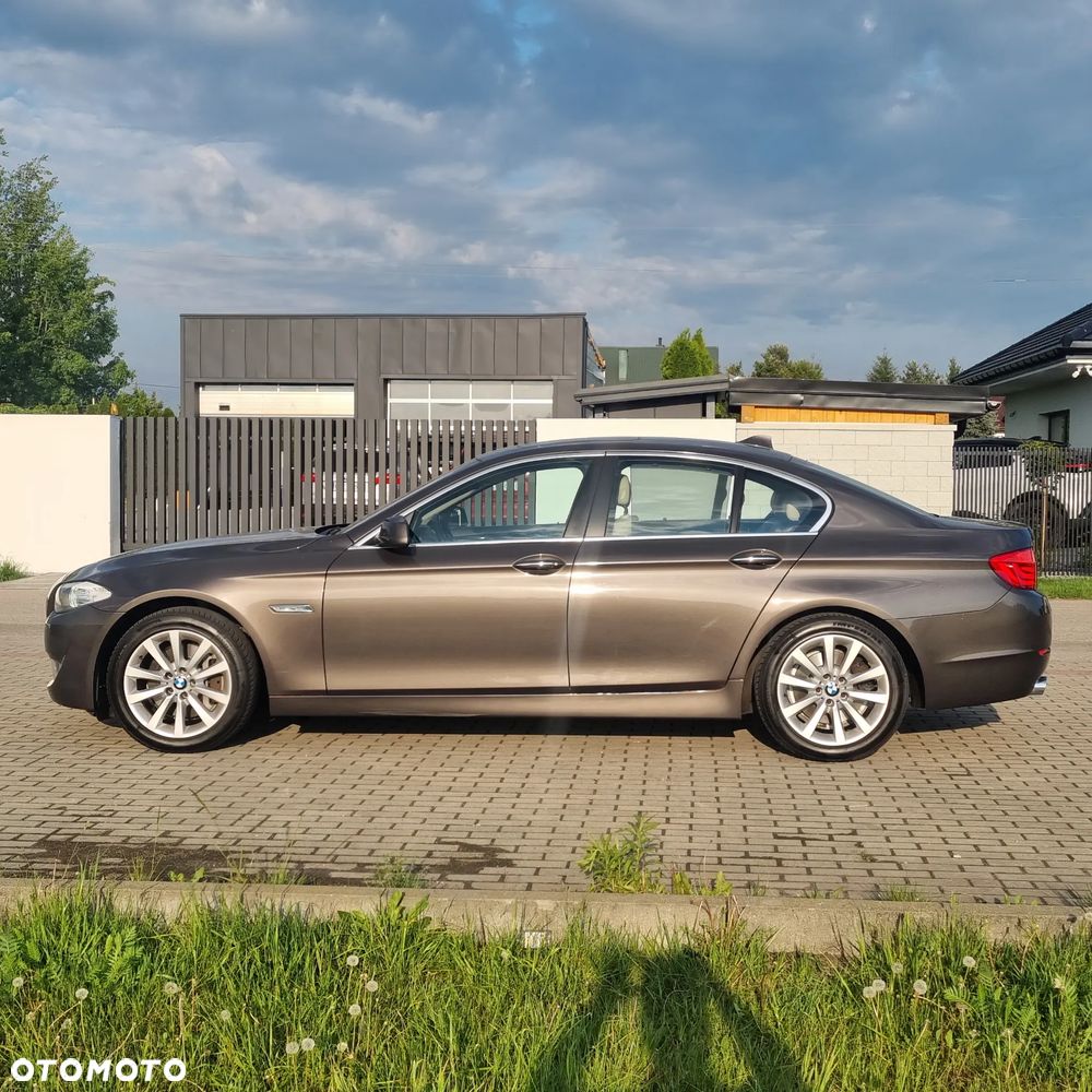 BMW Seria 5 - 8