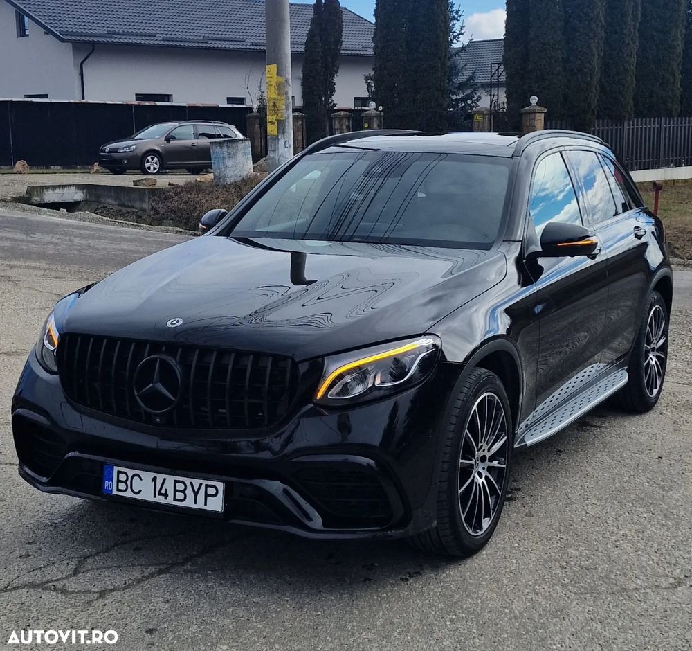 Mercedes-Benz GLC - 1