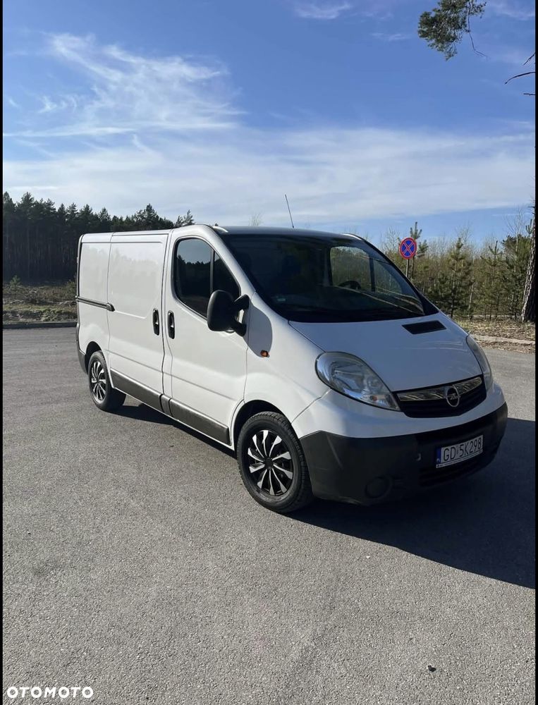 Opel Vivaro 2013 photo 4