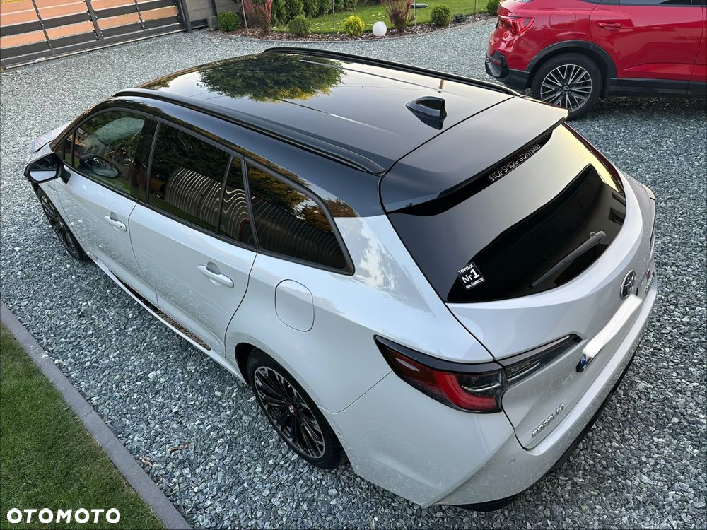 Toyota Corolla 2.0 Hybrid GR Sport - 3