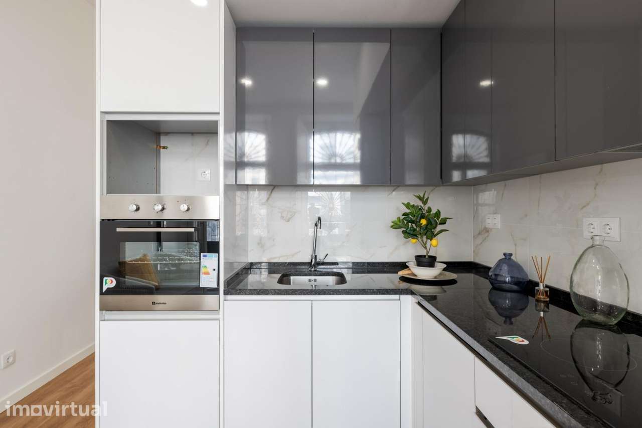 Apartamento T2 com Terraço e Varanda - Grande imagem: 3/12