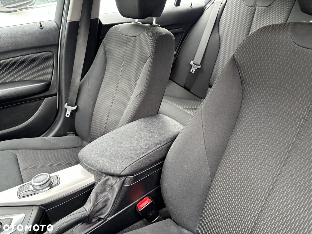 BMW Seria 1 118i GPF - 19