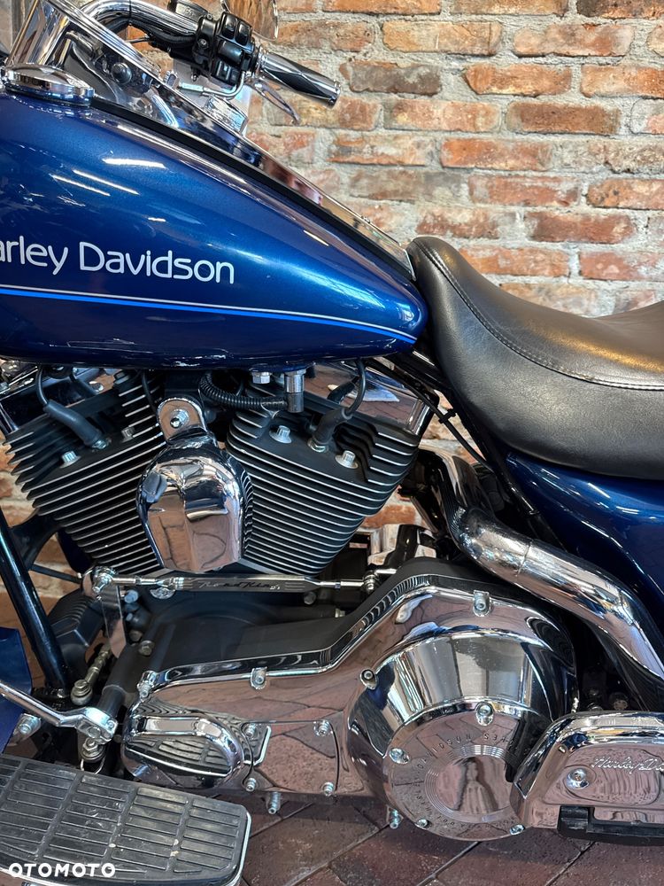 Harley-Davidson Touring Road King - 15