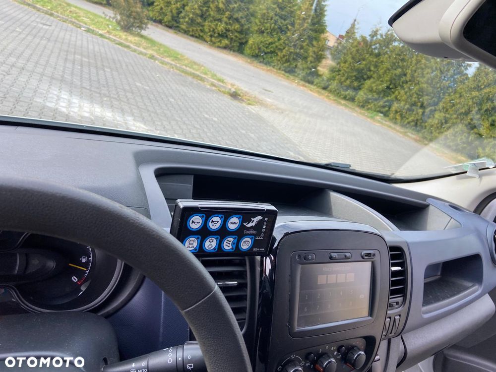Opel Ambulans Karetka vivaro - 20