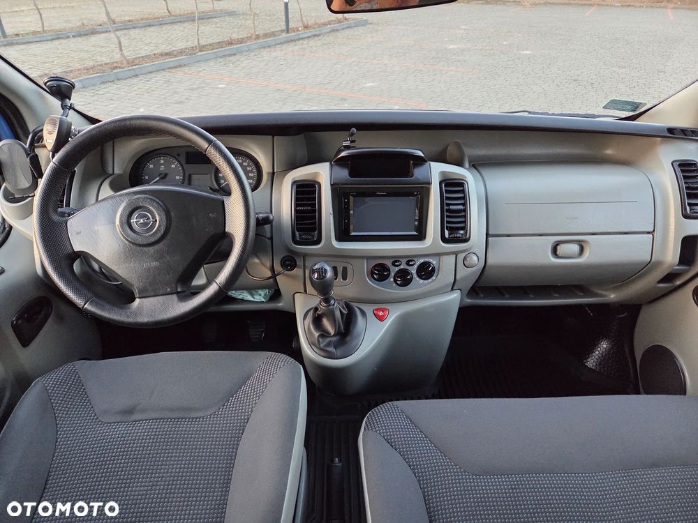 Opel Vivaro L2H1 2.9t - 11