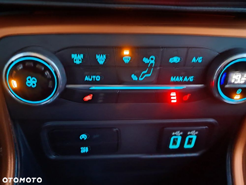 Ford EcoSport - 37