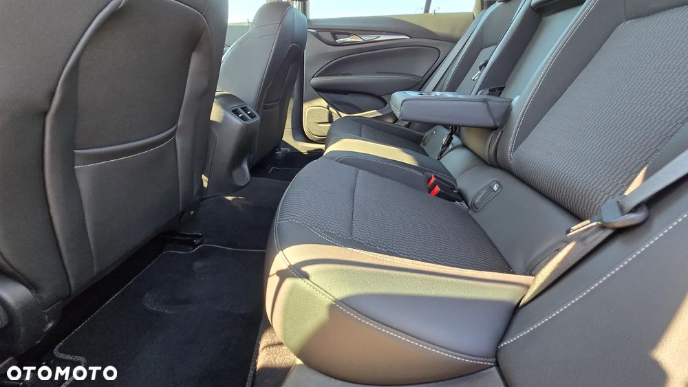 Opel Insignia 1.6 CDTI Innovation S&S - 23