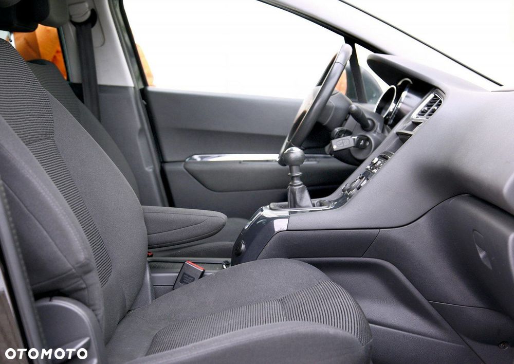 Peugeot 5008 1.6 BlueHDi Style 7os - 12