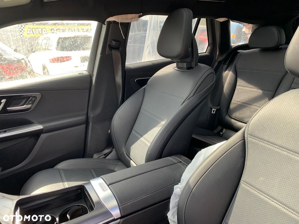 Mercedes-Benz GLC 300 4Matic 9G-TRONIC - 18